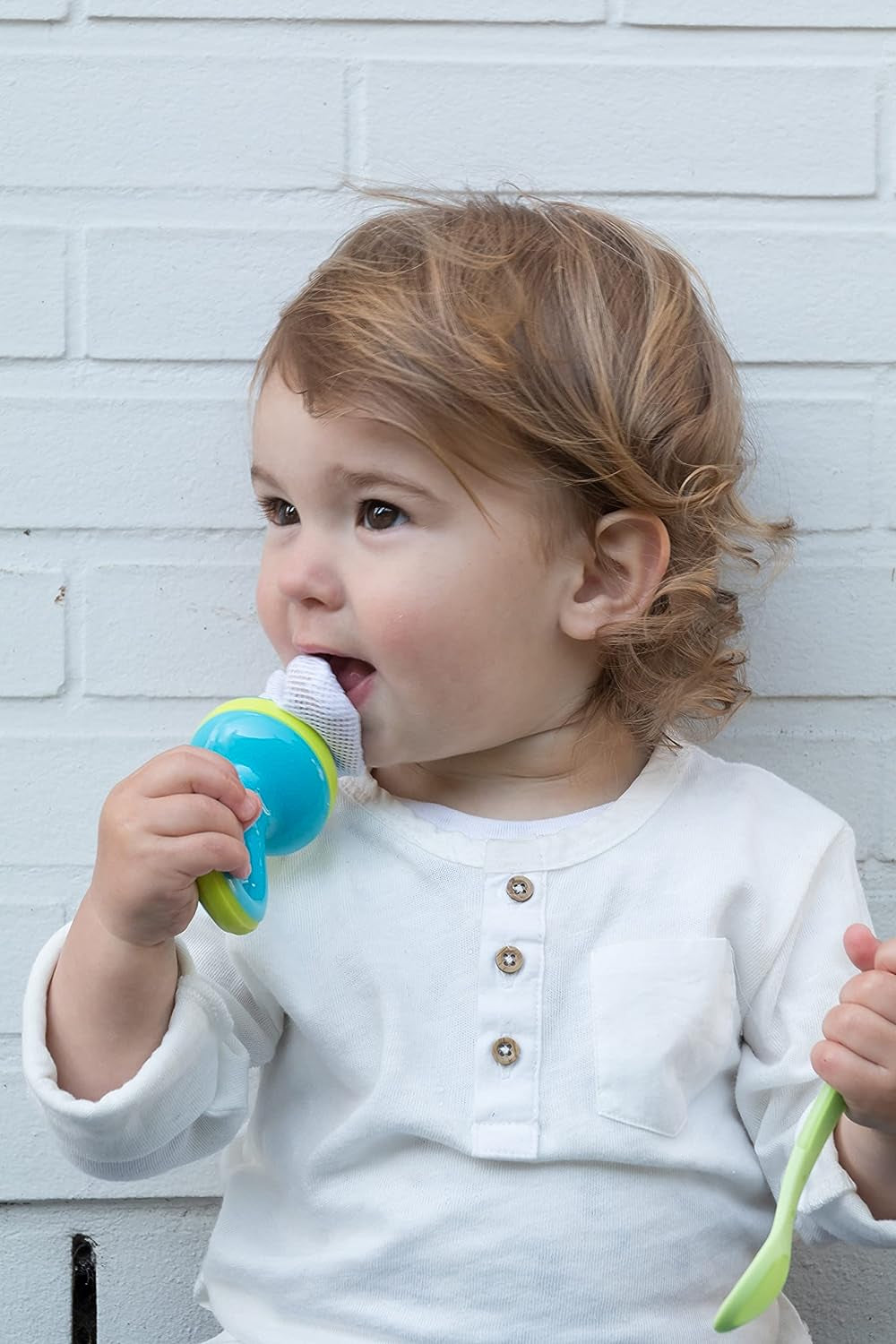 - the Nibbler - Grignoteur Pour Fruits, Légumes, ... - Avec Capuchon De Protection - Sans BPA - Aqua - 6+ Mois