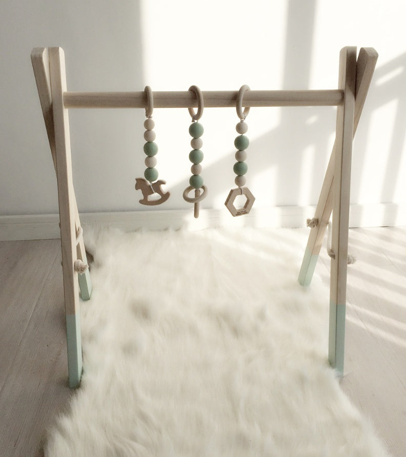 Ins decoration Nordic children's room fitness equipment newborn baby baby fitness frame Nordic wood crafts