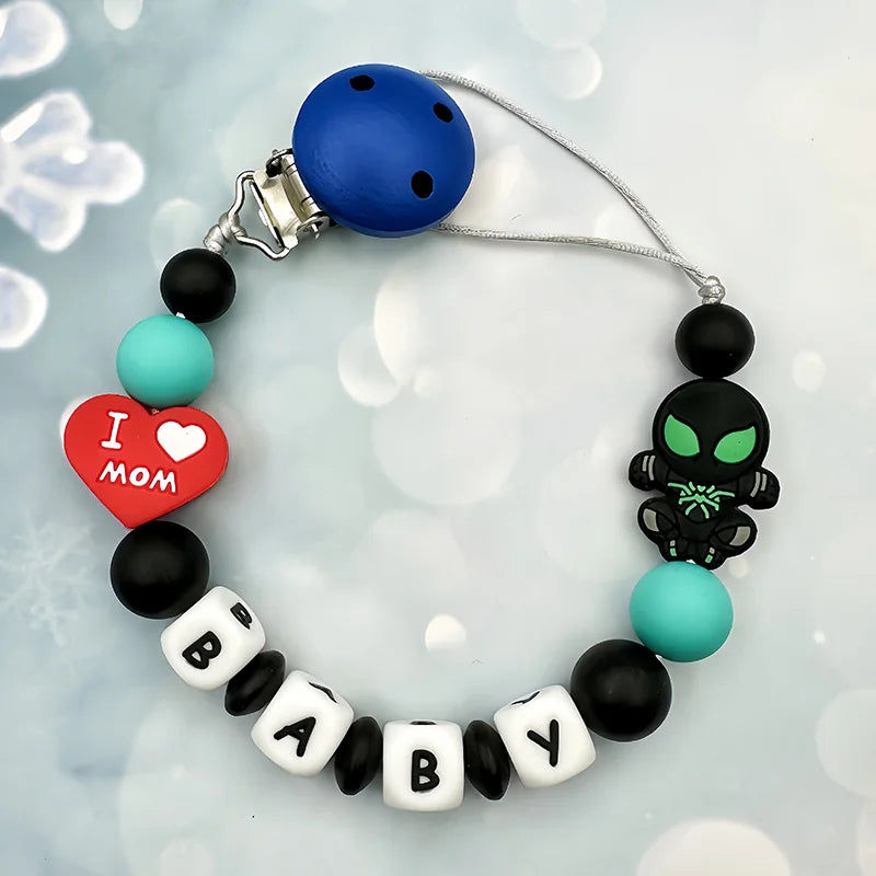 Attache-tétine personnalisée avec prénom et lettres anglaises pour bébé